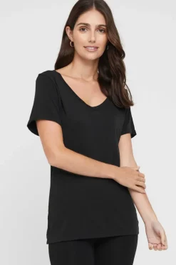 Classic V Neck - Black