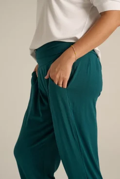 Softline Slouch Pants - Pine